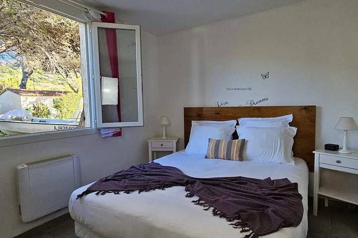 Gîte pour 4 personnes, avec jardin et terrasse dans Plage de Tenutella - 2