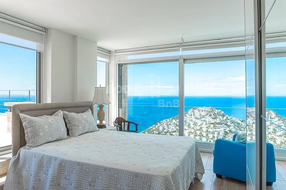 Aegean Sea View Villa • Panoramic Bliss in Bodrum, Provinz Muğla