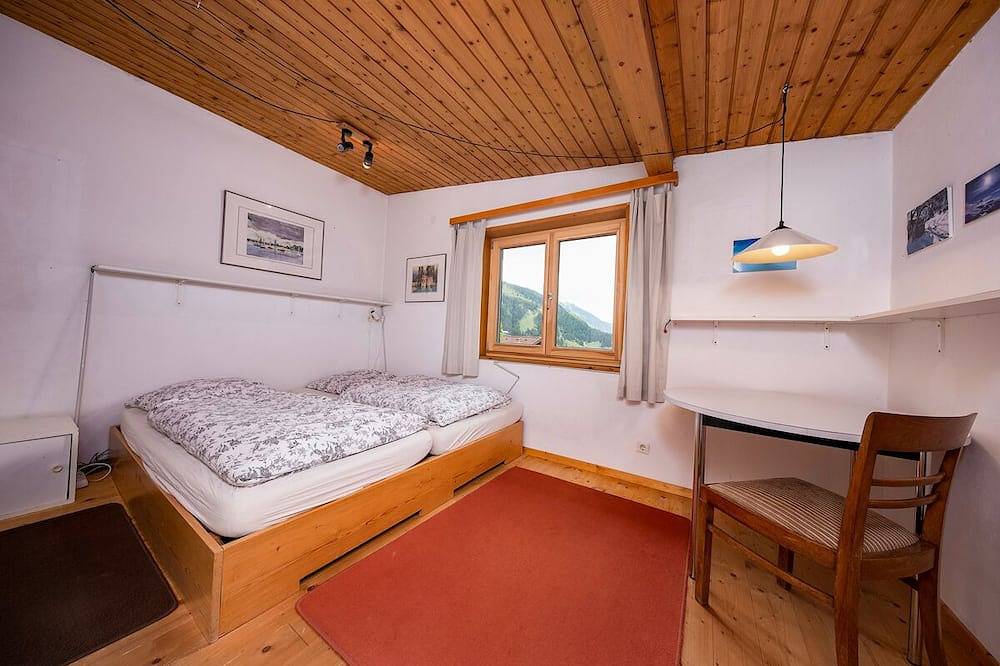 Freistehendes Ferienhaus mit Talblick in sonniger Lage in Nesselwängle, Außerfern