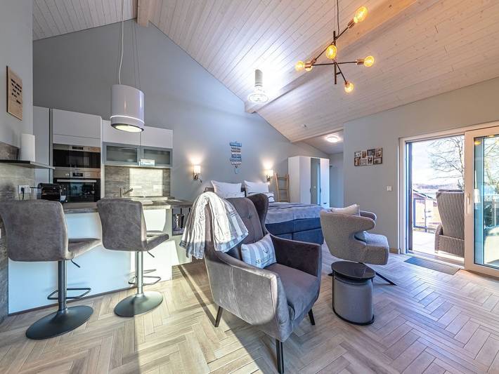 Hütte für 2 Personen, mit Seeblick und Balkon sowie Sauna in Mecklenburgische Seenplatte