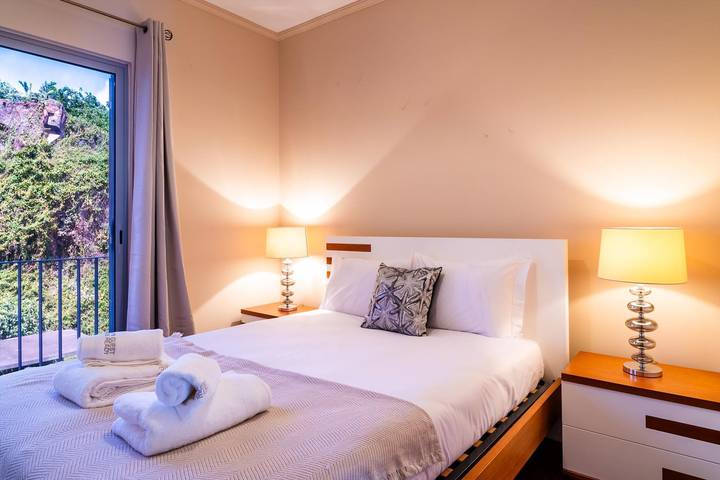 Casa de férias para 4 pessoas, com varanda em Santa Cruz (Madeira)