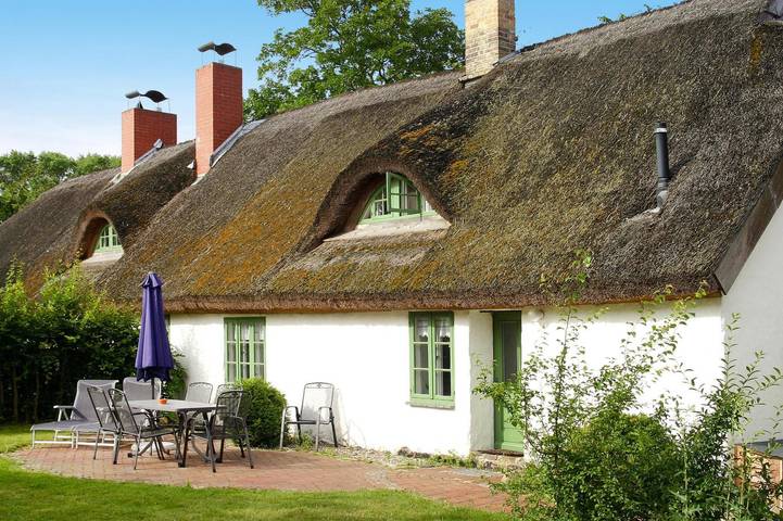 Ferienhaus für 5 Personen, mit Terrasse und Garten sowie Sauna in Neuenkirchen (Rügen)