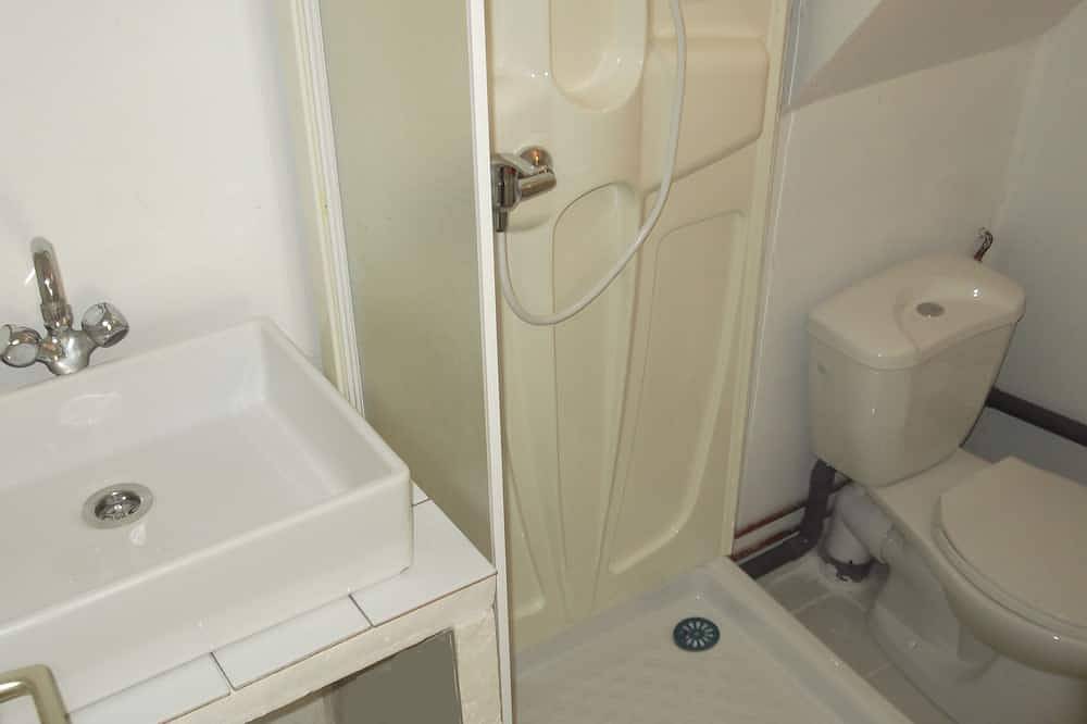 Entire apartment, Gîte en Provence - Medieval village, near Verdon. in Montfort-sur-Argens, Brignoles region