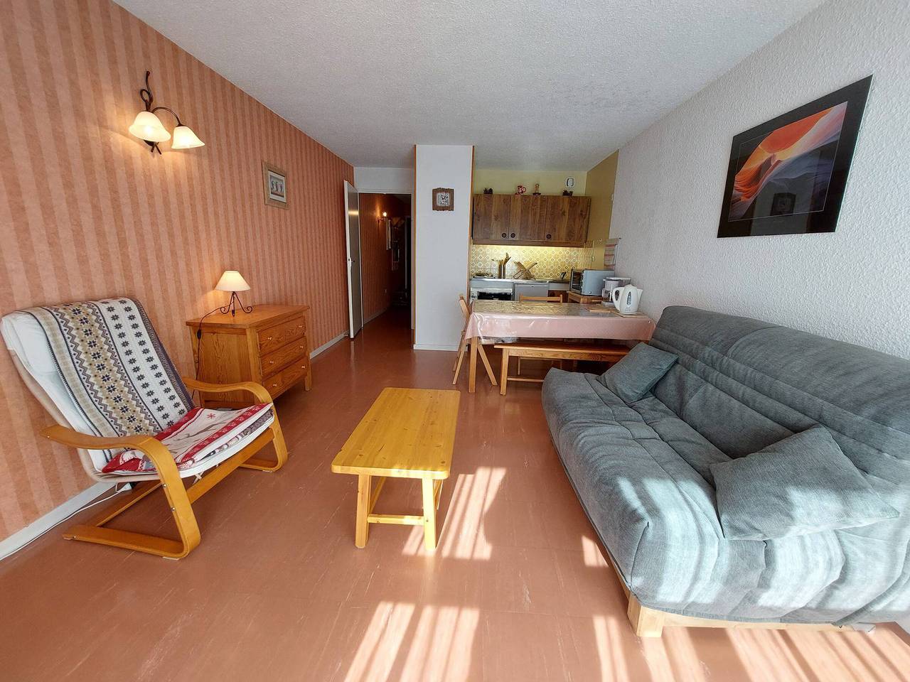 Estudio entero, Acogedor apartamento en Autrans, 32m², cerca de pistas, 4 pers., parking incluido in Autrans-Méaudre-en-Vercors, Parc naturel régional du Vercors