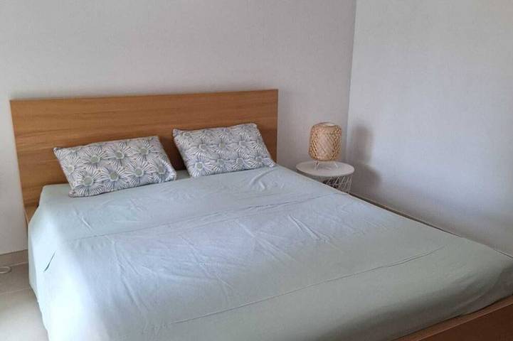 Location de vacances pour 8 personnes, avec jardin et terrasse à Le Rove - 2