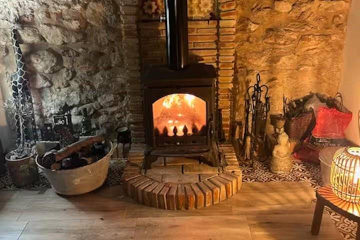House -Sleeps 6-Garden-Fireplace in San Gabriel (Alicante), Alicante