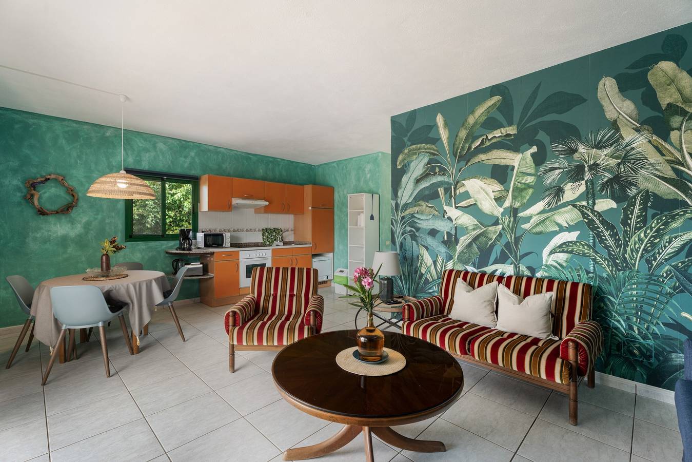 Appartement entier, Appartement « C » avec Wi-Fi et climatisation in Las Puntas, Frontera