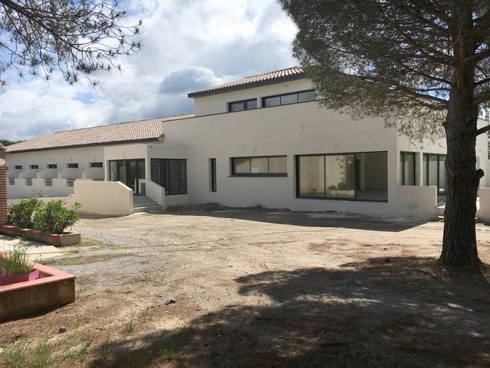 Hôtel pour 2 personnes, avec terrasse ainsi que vue et jardin à Castelnou