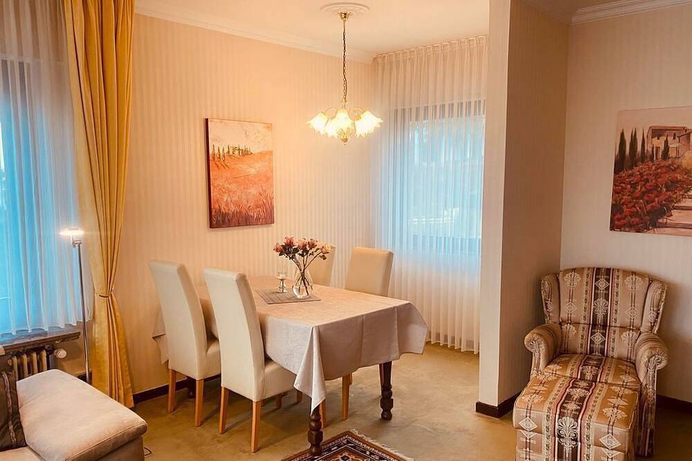 Entire apartment, Vacation apartment Ahr - Haus Nachtsheim in Neuenahr, Bad Neuenahr-Ahrweiler