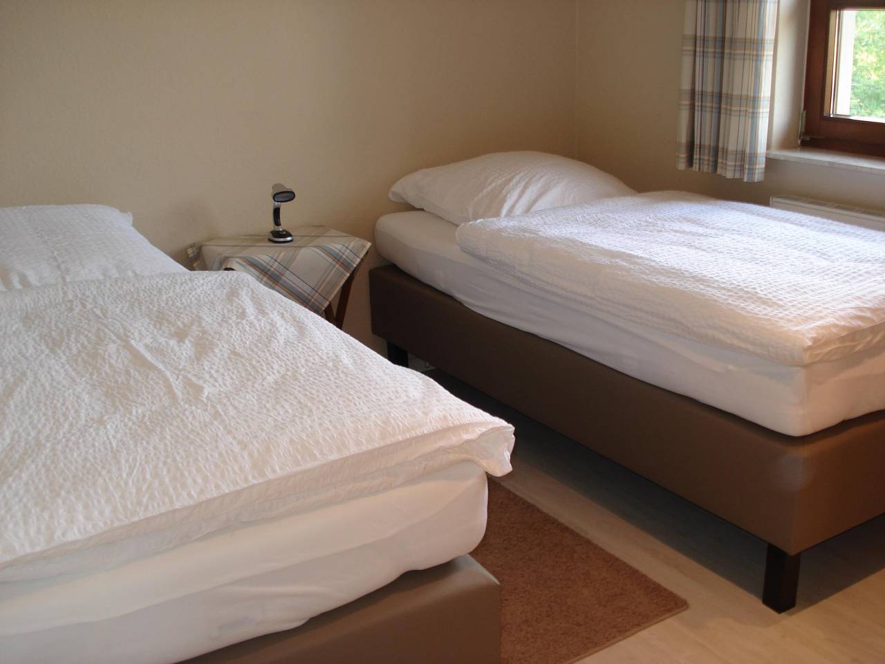 Ganze Ferienwohnung, 4-Bett-Ferienwohnung Gartenblick in Steffeln, Vulkaneifel