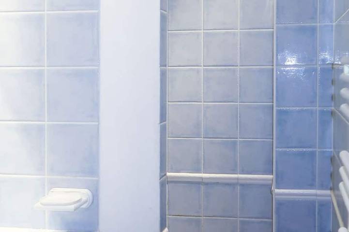 Location de vacances pour 4 personnes, avec sauna ainsi que terrasse et piscine, animaux acceptés dans Domaine de Fayence - 3