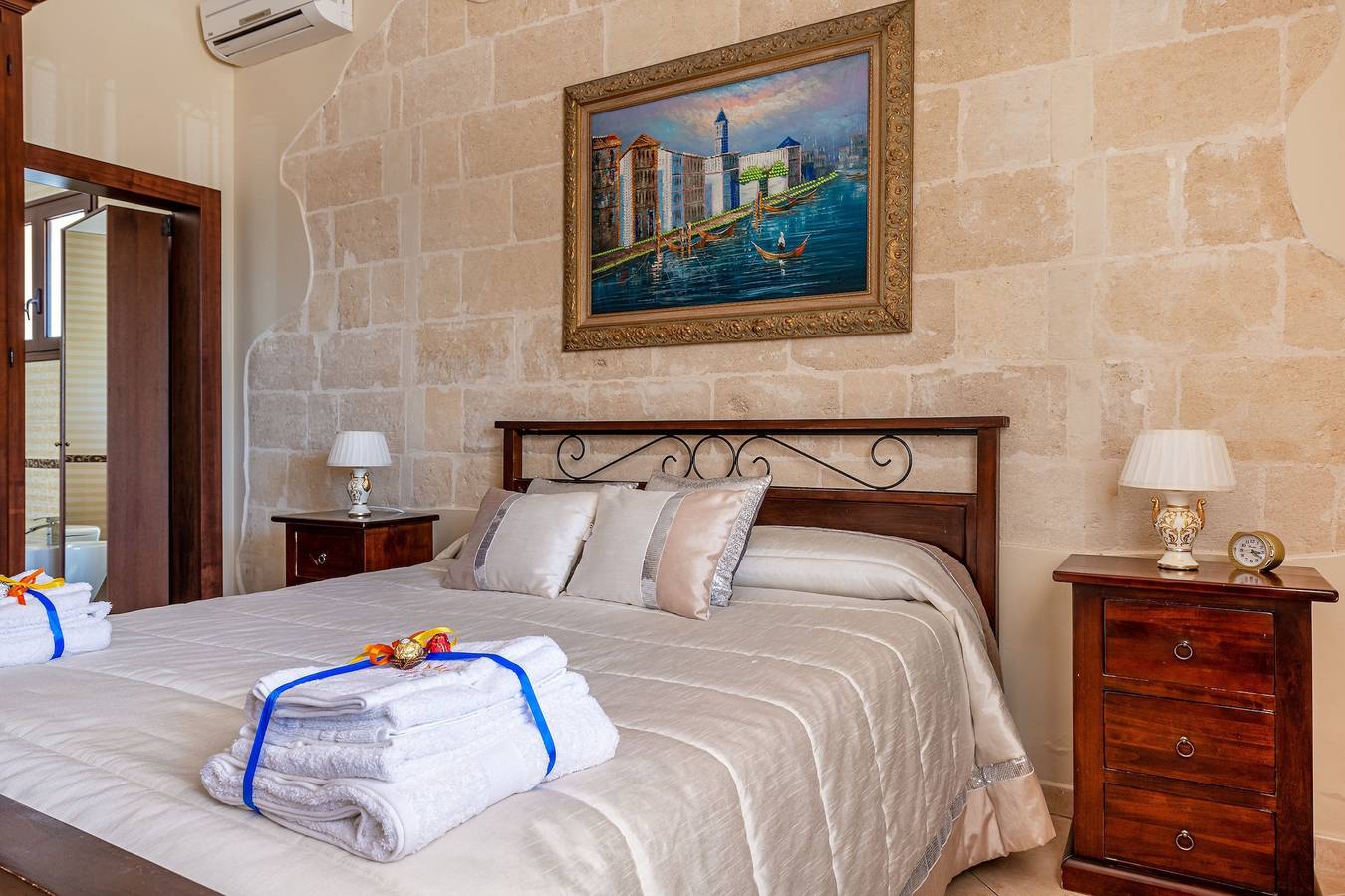 Villa Simone Vacation Villa With Wifi in Sava, Tarent Provinz