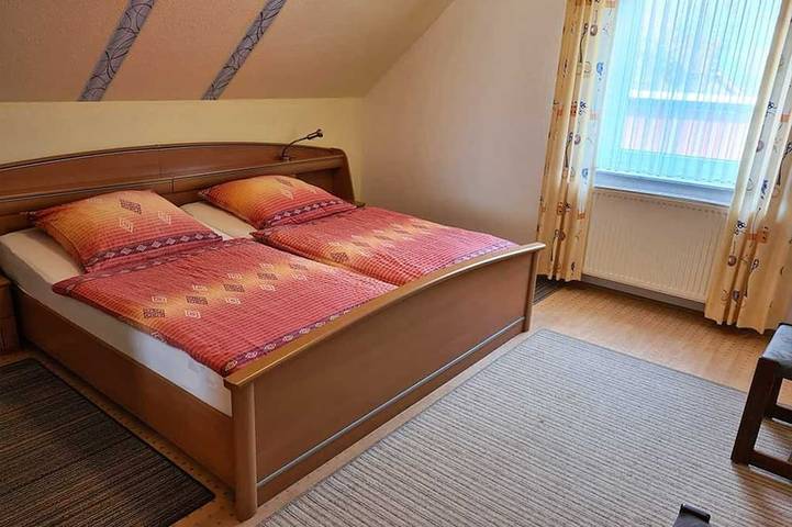 Ferienwohnung für 5 Personen, mit Balkon und Garten in Filsum - 2