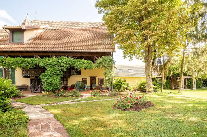 Ferienhaus für 3 Personen, mit Terrasse und Garten sowie Pool im Elsass