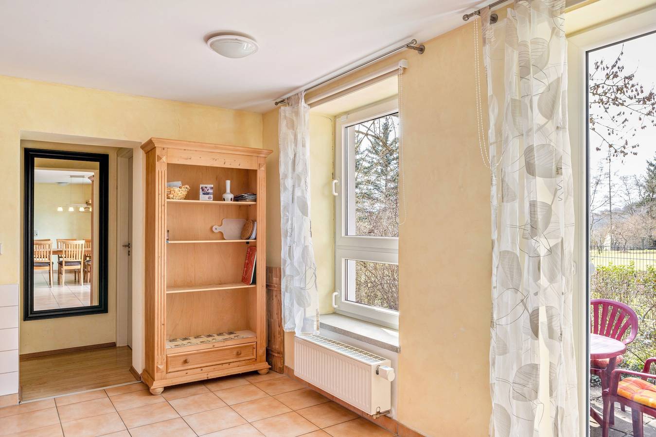 Ganze Wohnung, Ferienwohnung 'Fewo 2 Bis 6 Personen' mit privater Terrasse, privatem Garten und Wlan in Kranichfeld, Weimarer Land