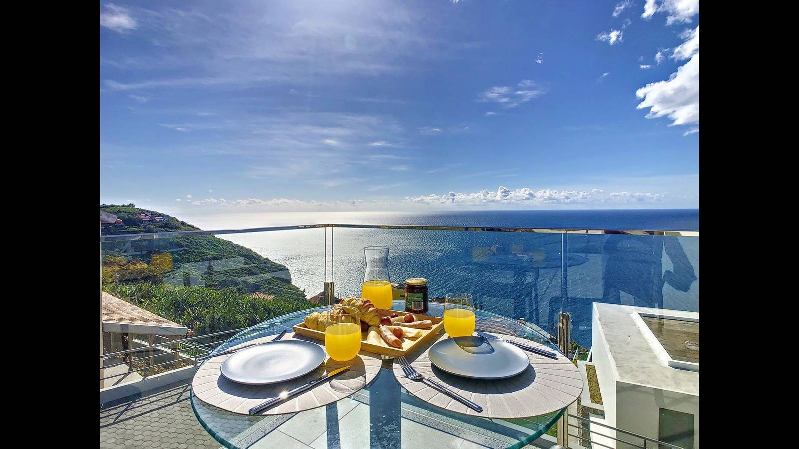 Entire apartment, Francelho 1 Apartment by Lovelystay in Pináculo, Ponta do Sol