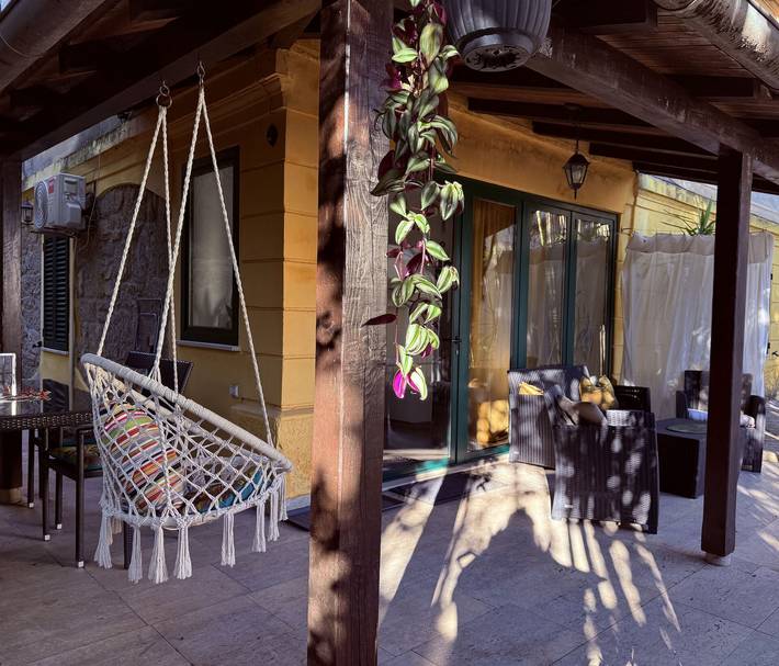 Apartamento entero, Apartamento de vacaciones para 4 personas con jardín in Plaža Lipovica, Opatija Riviera