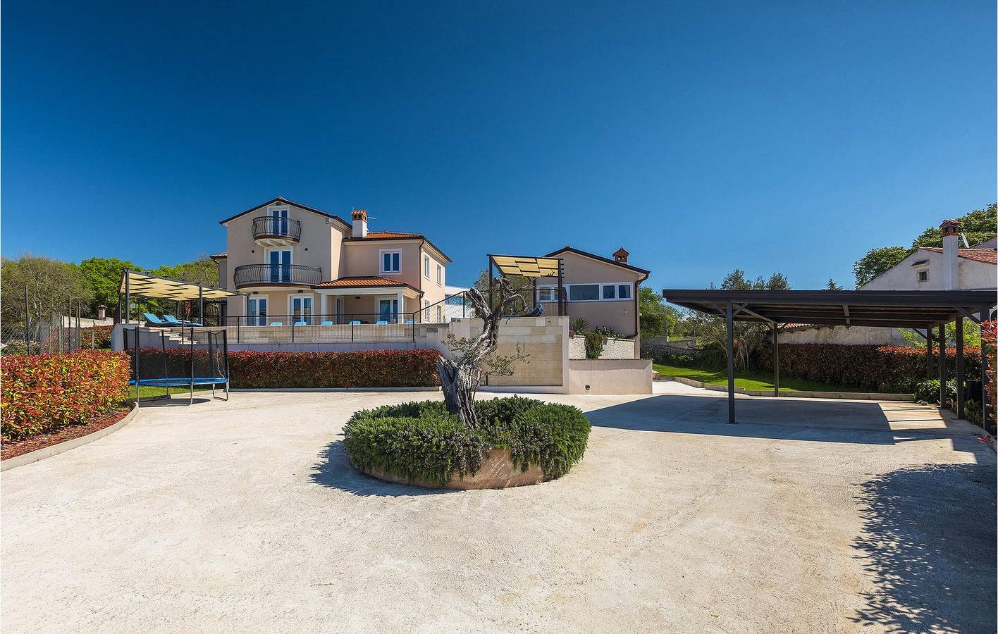 Ferienhaus für 10 Personen mit Garten in Rovinjsko Selo, Rovinj und Umgebung