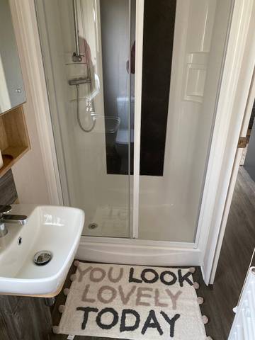 Chalet for 8 People in Ingoldmells, Lincolnshire, Photo 3