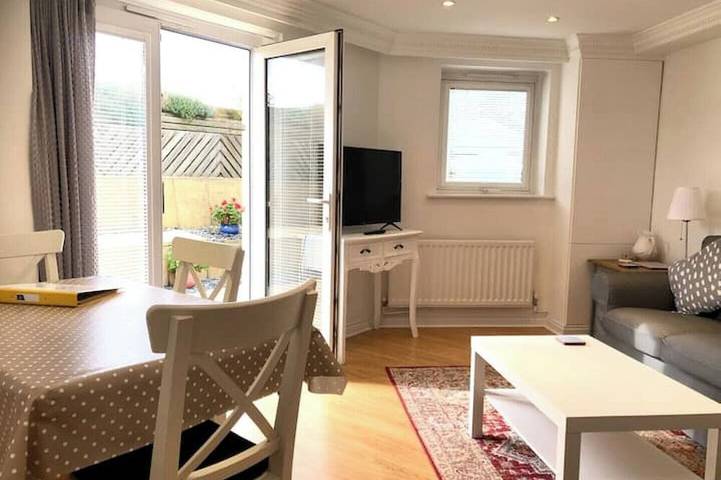 Apartment for 3 people in Brighton Marina