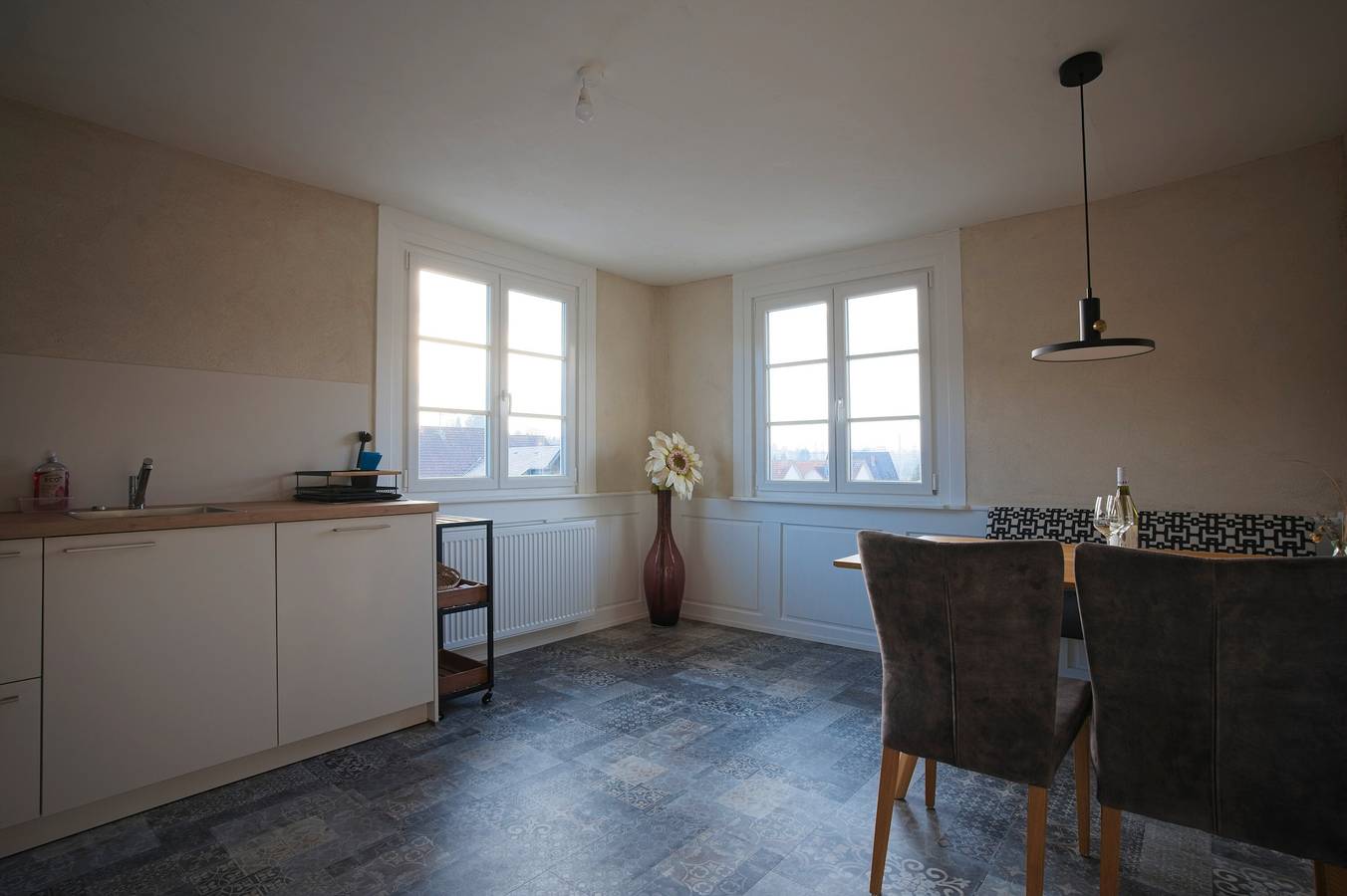 Ganze Wohnung, Ferienwohnung 'Groß' mit Gemeinschaftsgarten und Wlan in Offenburg, Mittlerer Schwarzwald