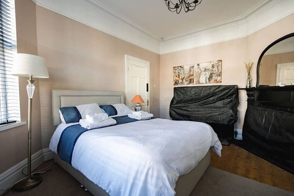 Hullidays》University 2 Bed Apartment in Kingston-upon-Hull, Yorkshire and the Humber