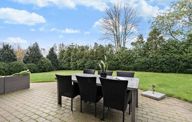 Ferienhaus für 8 Personen, mit Terrasse und Whirlpool sowie Garten in Nørhede Vest - 4