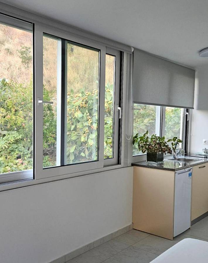 Maison d’hôte pour 2 personnes, avec jardin ainsi que balcon et vue à Himarë - 4