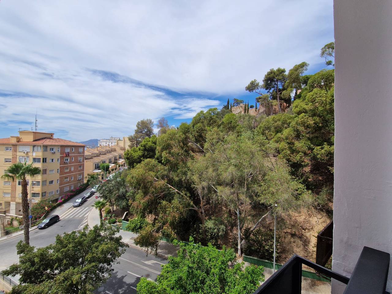 Apartamento inteiro, Apartamento 'Bellavista Apartamento Marmen' com vista mar, exterior, Wi-Fi e ar condicionado in Playa de la Caleta, Malaga