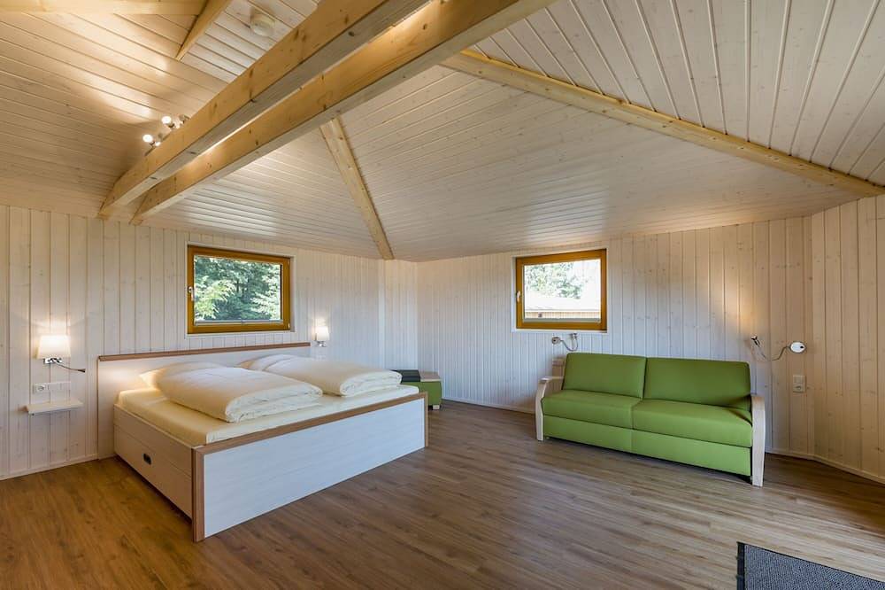 Baumhaus Birkenhöhe - Aerzener Baumhaushotel Waldquelle in Aerzen, Weserbergland