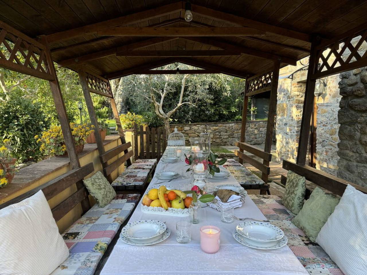 Feriehus for 8 personer med hage in Buti, Provinsen Pisa