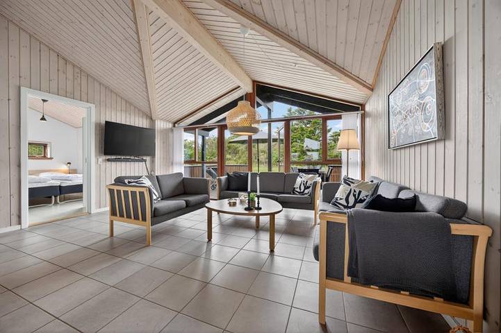 Exclusive Holiday Home with Spa Near Tornby Beach in Hirtshals, Tannisbucht