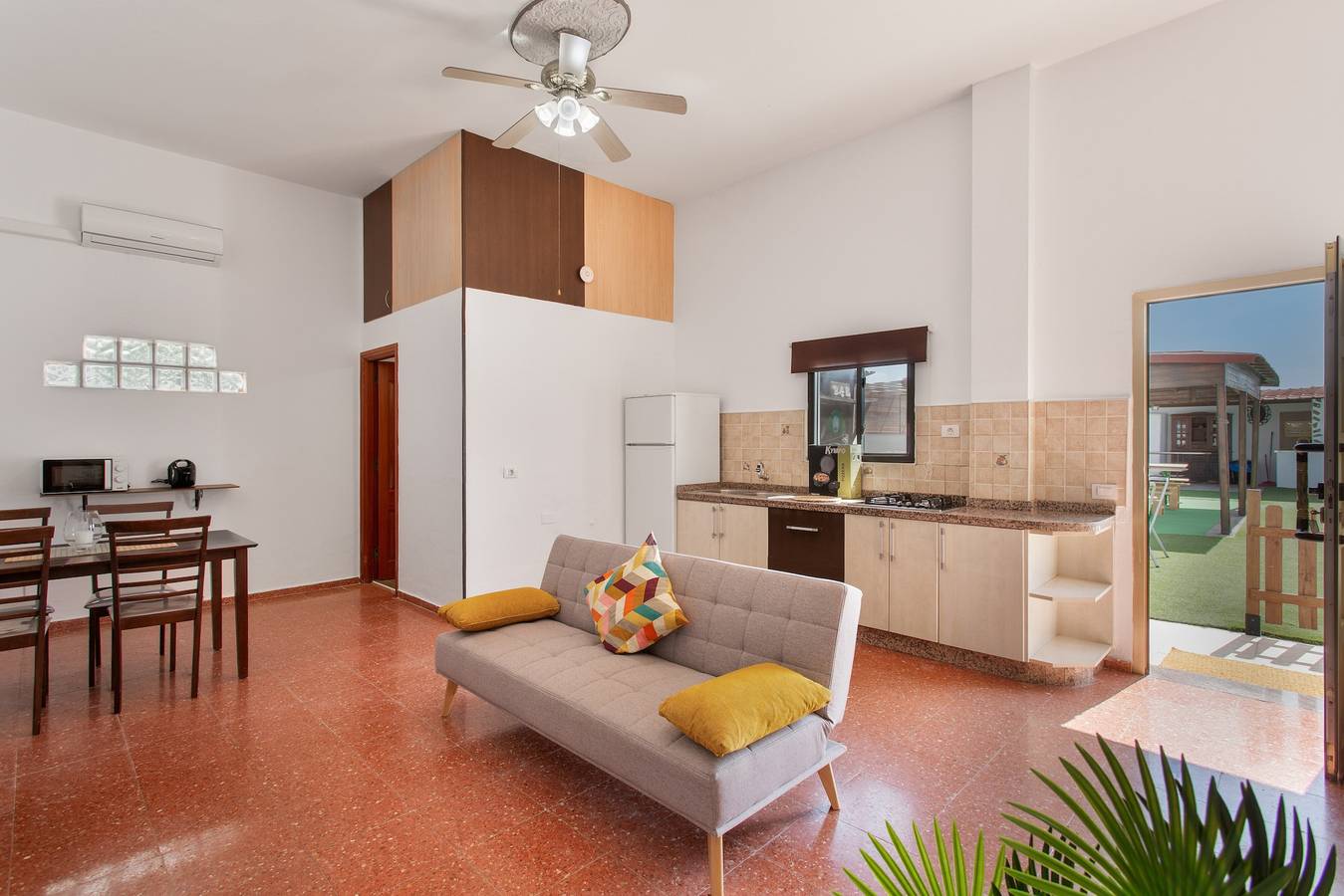 Ferienhaus 'Jomeca 2' mit Bergblick, Gemeinschaftspool und Wlan in Salobre, San Bartolomé de Tirajana