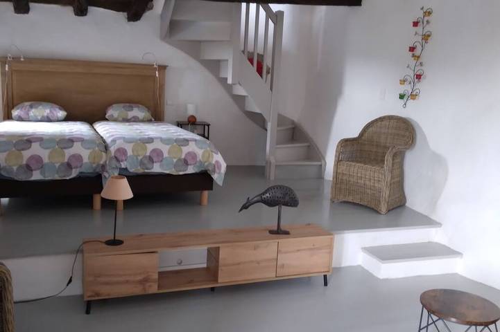 Location de vacances pour 5 personnes, avec piscine et terrasse ainsi que jacuzzi et jardin à Lissac-et-Mouret - 3