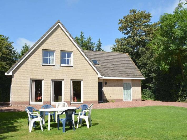 Villa voor 10 personen, met tuin in Domburg