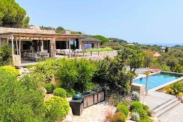 Villa pour 12 Personnes dans Cala Rossa, Lecci, Photo 4
