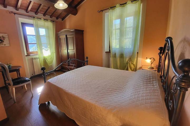 Borgo Mulino,  piscina privata, vista montagne, WIFI, ristorante a piedi in Fabbriche di Vallico, Fabbriche di Vergemoli