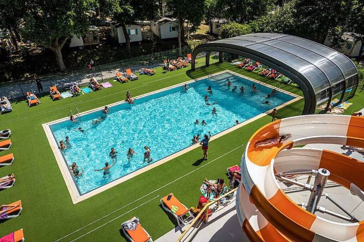 Camping für 6 Personen, mit Pool und Terrasse in La Baule-Escoublac