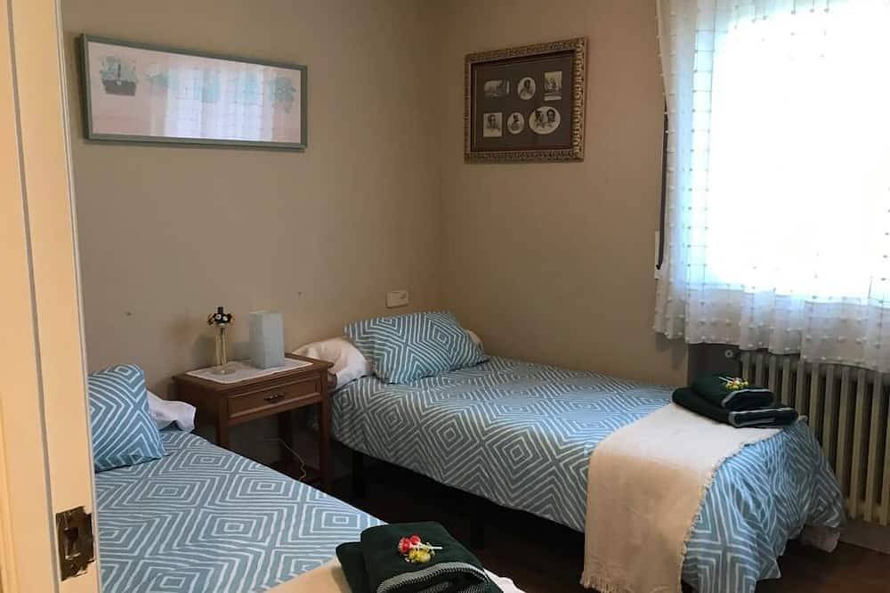 House with large garden and very quiet in Tudela, Navarra Province
