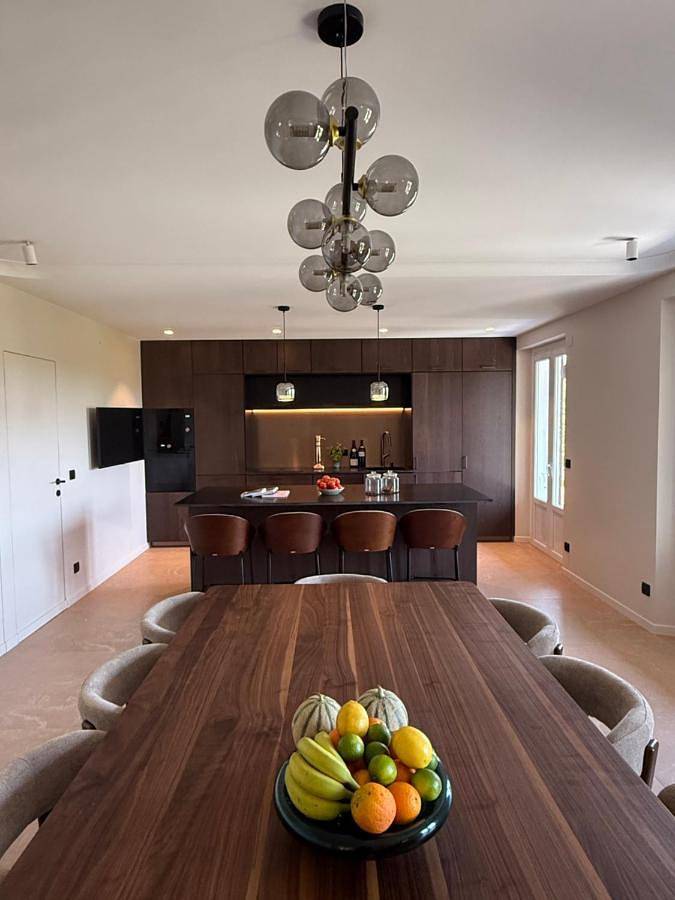 Villa pour 4 personnes, avec piscine et vue ainsi que jardin et balcon - 1