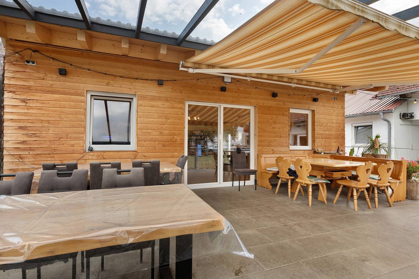 Ganze Wohnung, Ferienwohnung 'Unten Bauernhof Mühle' mit Pool, Terrasse & Wlan in Brigachtal, Mittlerer Schwarzwald