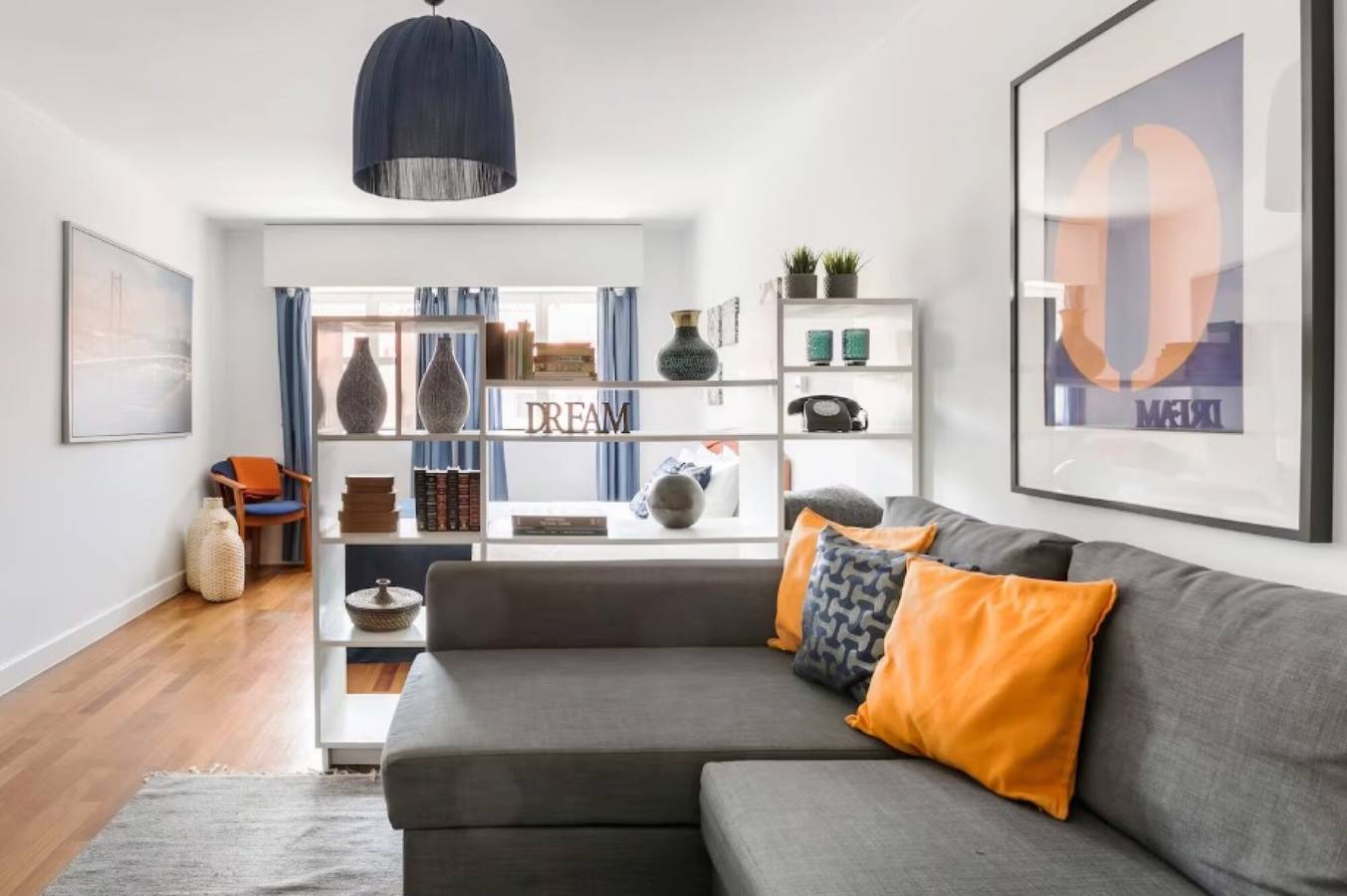 Entire apartment, Apartment 'Alfa Graça' with Balcony and Wi-Fi in Santa Engrácia, São Vicente (Lisbon)