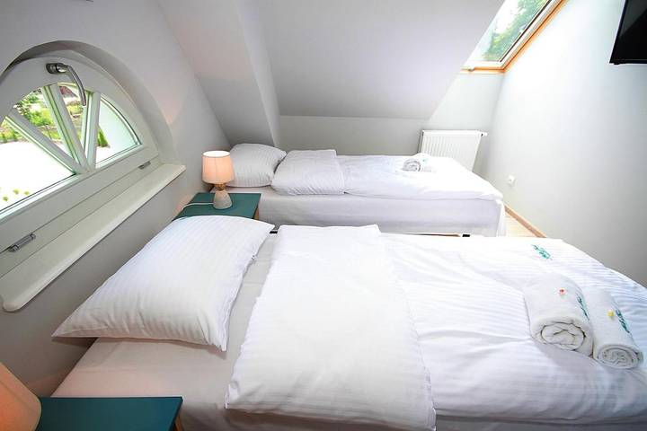 Ferienwohnung für 8 Personen, mit Terrasse und Garten sowie Ausblick in Allenstein - 3