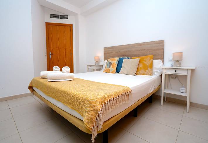 Ganze Wohnung, Ferienwohnung für 4 Personen mit Balkon/Terrasse in Palma Altstadt, Palma