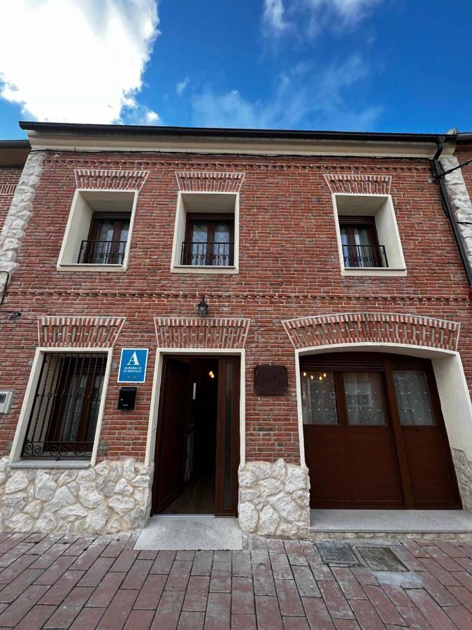 Apartamento para 11 personas, con jardín y piscina, Familias con niños en La Moraña