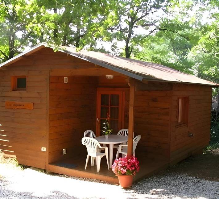 Location de vacances pour 6 personnes, avec Terrasse et Jardin ainsi que Piscine et Vue à Teillet