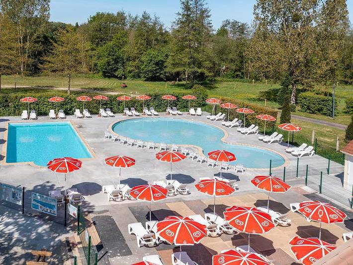 Camping Country Park Crecy La Chapelle - Next to Disneyland Paris - Mobilheim 1/6 personen - Crecy la Chapelle : - Lodge - 3 - Schlafzimmer - 1 Bad - 1 TV in Crécy-la-Chapelle, Seine-et-Marne