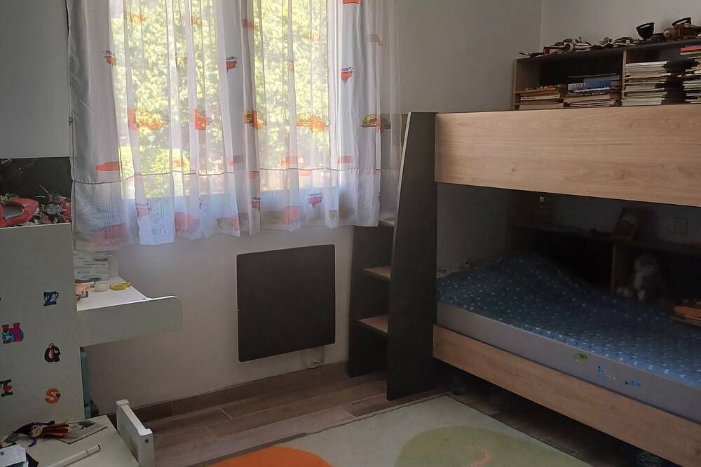 4-bedroom Provencal villa with pool ideal for one or two families in Peypin, Marseille region