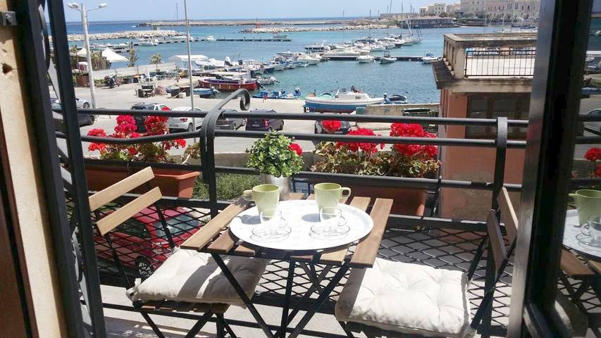 B&b per 3 persone, con Balcone e Panorama a Siracusa