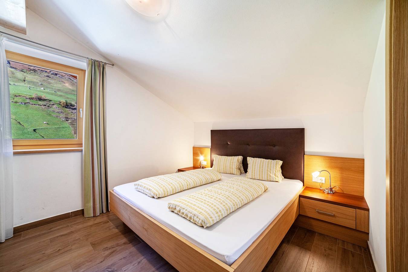 Ganze Wohnung, Ferienwohnung "Edelweiß" mit Pistenzugang, privater Terrasse und Wlan in Pfelders, Moos in Passeier